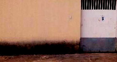 Casa em Vila Montes Claros com 2 Quartos e Garagem