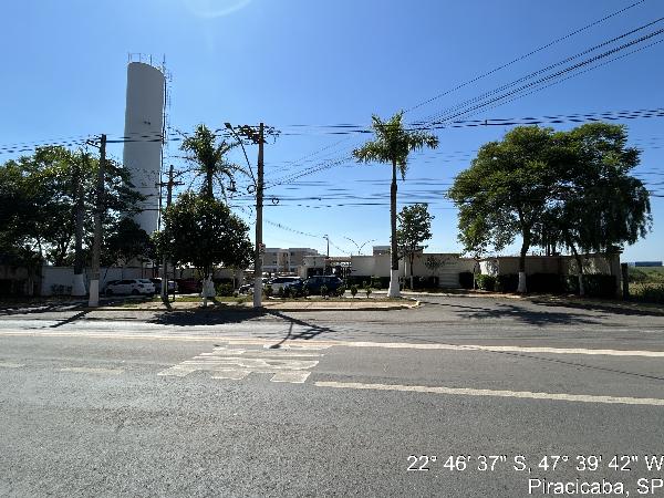 Apartamento com 2 quartos, 1 banheiro e 1 vaga de garagem