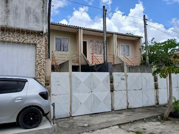 Casa com 1 quarto, 1 banheiro, 1 vaga e 33m² construída