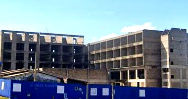 Prédio com terreno de 8.088m² e construção parcial de 8.840m²