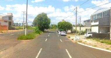 Casa com 3 quartos, 1 banheiro, área construída 101,79 m², terreno 143 m²