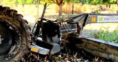 Plaina Niveladora de Arrastro Inroda Águia 5000 HT