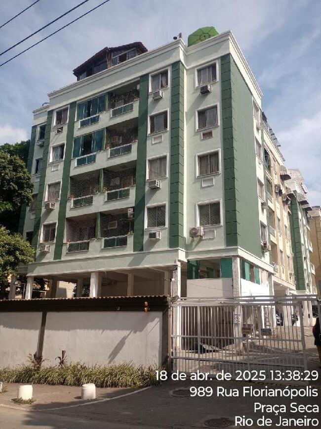Apartamento com 3 quartos em Praça Seca, Rio de Janeiro