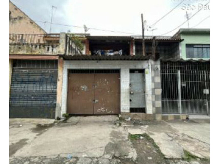 Casa em leilão com 90m² construída em Luz, São Paulo