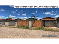 Casa com 2 quartos, 42m², terreno 180m², desocupada