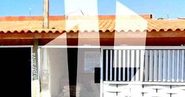 Casa em Praia Grande/SP com 4 quartos