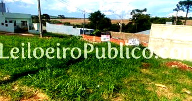 Terreno 275,24 m² sem benfeitorias em ótimo local