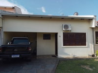 Casa Ocupada 70m² - 2 Quartos, Piscina e 2 Vagas