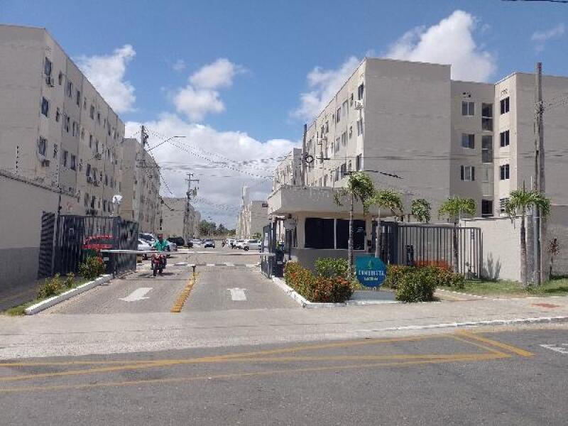 Apartamento com 2 quartos em Fortaleza