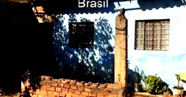 Casa 3 quartos 1 banheiro 65m² área privativa, desocupada