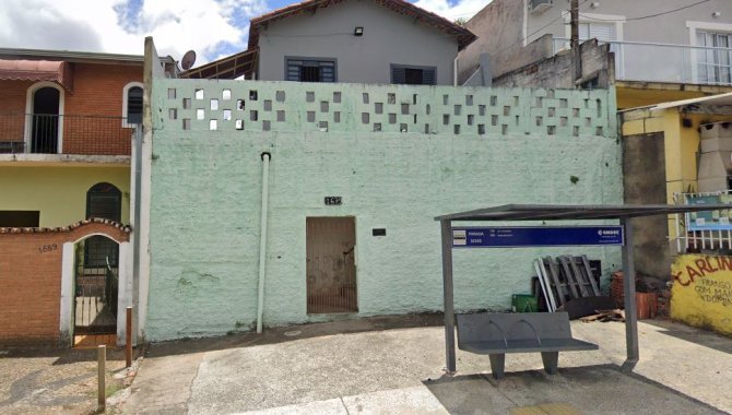 Casa em terreno de 250 m² com 20% de parte ideal penhorada