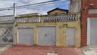 Casa ocupada com 120 m², 3 quartos e 2 banheiros