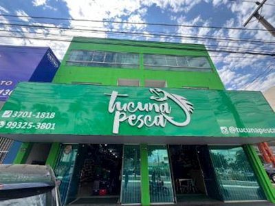Apartamento com 4 dormitórios e 3 banheiros, 161,5 m²