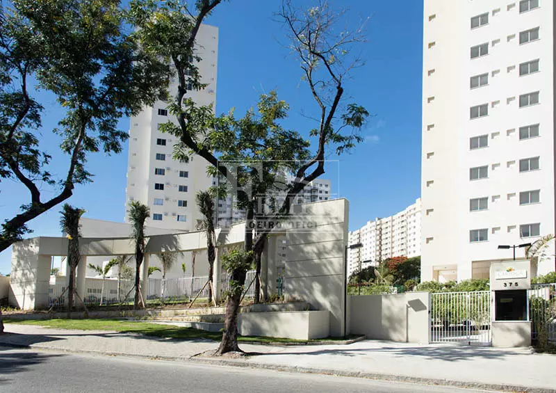 Apartamento com 1 vaga em Del Castilho, Rio de Janeiro