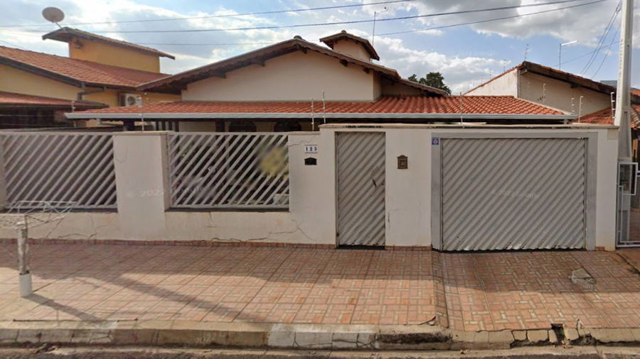 Casa no Jardim América - Engenheiro Coelho/SP