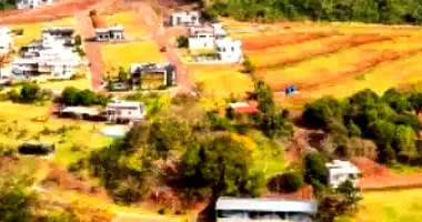 Terreno em Condomínio com 945m² em Capitão Leônidas Marques - PR