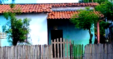 Casa Residencial Ocupada em Mono - MA