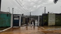 Casa com 2 quartos, 1 banheiro, 1 vaga, área construída 55,55m², desocupada