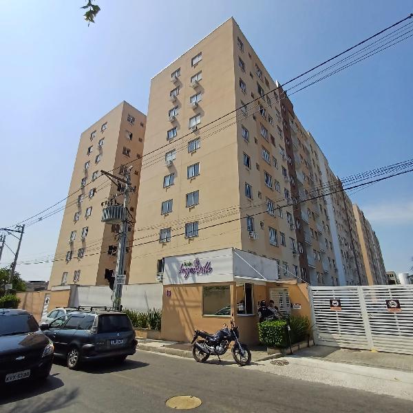 Apartamento aconchegante com 2 Quartos, 1 Banheiro e Área 77m²