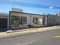 Casa com 300m² de terreno, 190m² construída, ocupada