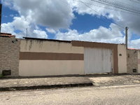Casa com 2 Quartos e 1 Vaga em Extremoza