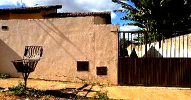 Casa em Luziânia com 2 quartos e área total de 69,7m²