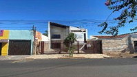 Prédio Comercial com 3 Quartos e 4 Banheiros em Votuporanga