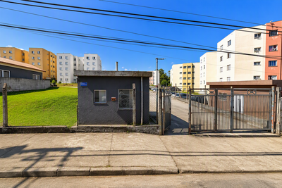 Apartamento 2 Dormitórios com Vaga em Condomínio Fechado