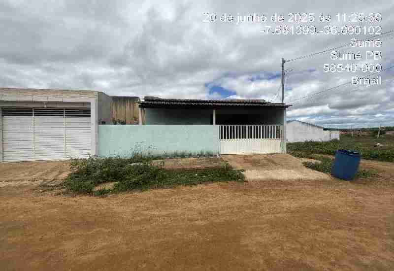 Casa com 3 Quartos e 1 Vaga em Loteamento Paixão