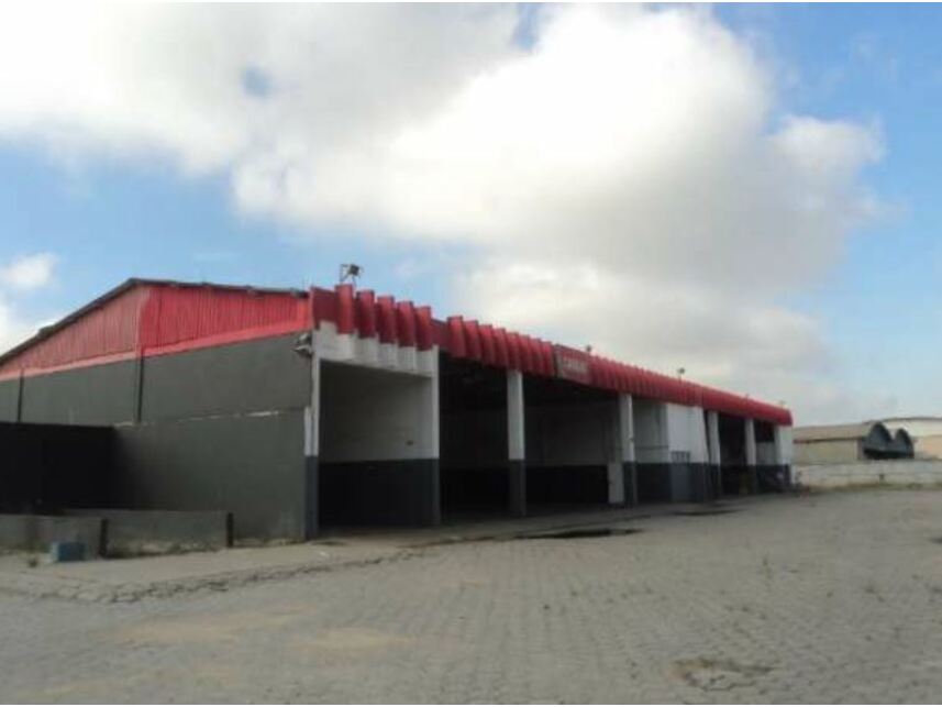 Galpão Comercial com 1.610m² Construídos e 12.973m² de Terreno