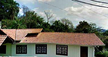 Galpão e casa com 1 quarto, 1 banheiro, 80m² construídos, terreno 651,95m²