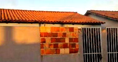 Casa com 2 Quartos em Santo Antônio do Descoberto/GO