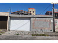 Casa com 128m², terreno de 260m², 3 quartos, 2 banheiros, desocupada