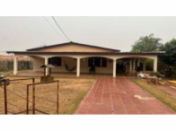 Casa com piscina e amplo terreno em Alta Floresta/MT