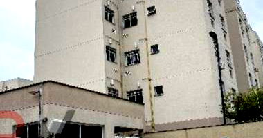 Apartamento em São Gonçalo com 2 quartos e 1 vaga