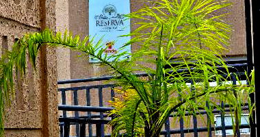 Apartamento 2 quartos, 80.61m², desocupado, com área de serviço e cozinha