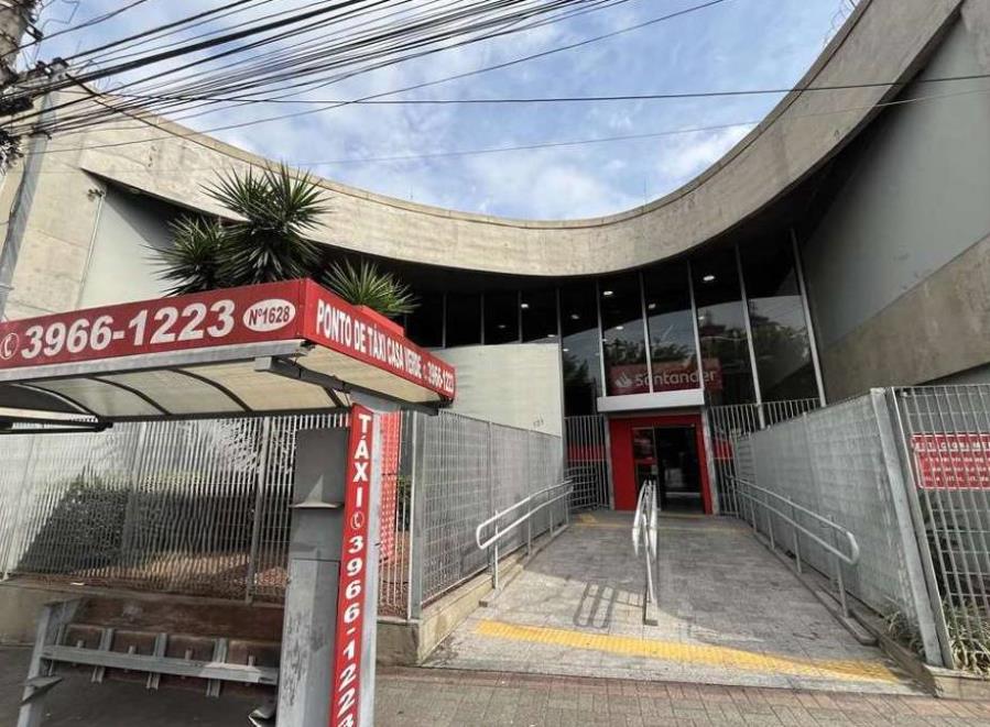 Prédio Comercial com 2087m² de área construída