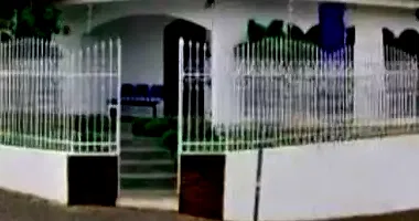 Casa Ocupada em Leilão com 366m² de Terreno