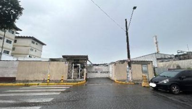Apartamento com 2 quartos, 1 banheiro e 1 vaga de garagem