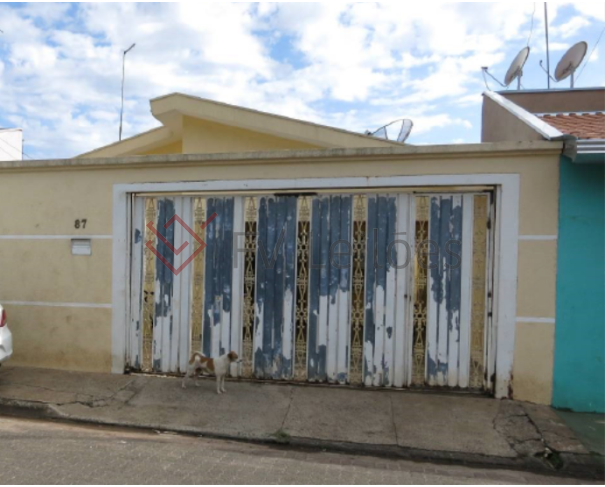 Casa Térrea com 3 Dormitórios e Edícula em Ibaté/SP