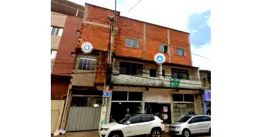 Imóvel Comercial com 8 Apartamentos e 3 Pontos Comerciais
