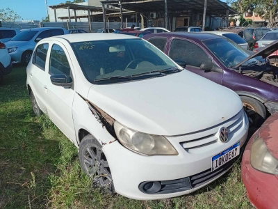 VW Gol 1.0 2009/2010 - Branco - Placa IQK0E67