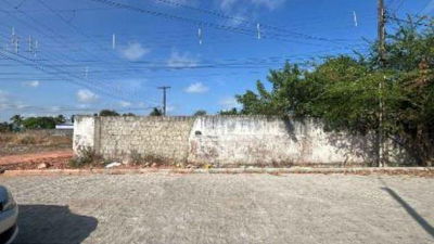 Casa Ocupada de 247m² em Sirinhaém - Oportunidade Única!
