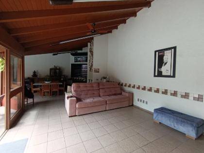 Casa com 3 dorms, 2 banhs, 164m² - Ocupada - Deságio 59%
