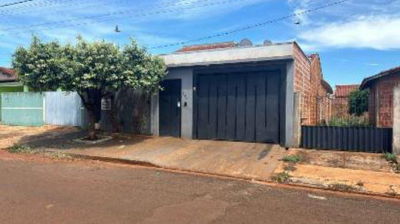Casa Ocupada de 140m² no Bairro Nova Rio Brilhante