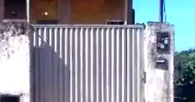 Casa 01 com 3 quartos, 1 banheiro, 63,80m² construída, imóvel ocupado