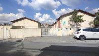 Casa com 2 Quartos e Vaga em Condomínio
