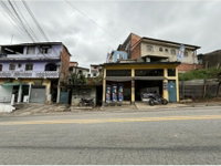 Imóvel Comercial/Residencial com 3 casas e 1 salão, 375m²