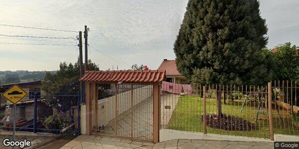 Box no Residencial Del Rey com 12m² em Passo Fundo