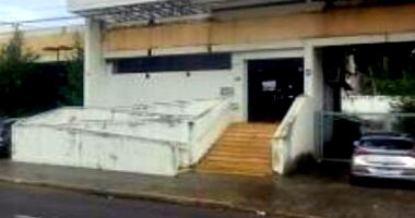 Ex-Agência Comercial com 18 Vagas em Uberaba